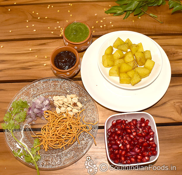 ALoo chaat ingredients