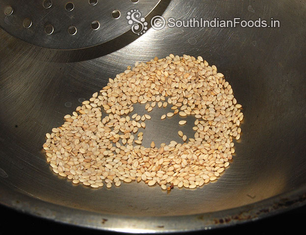 Roast sesame seeds