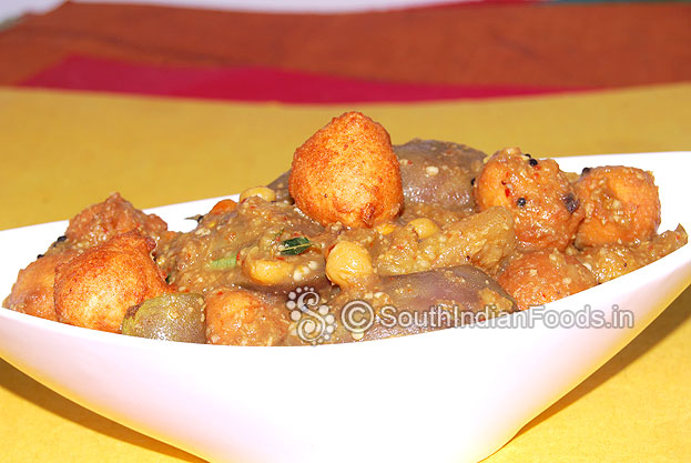 Brinjal bonda tamarind curry