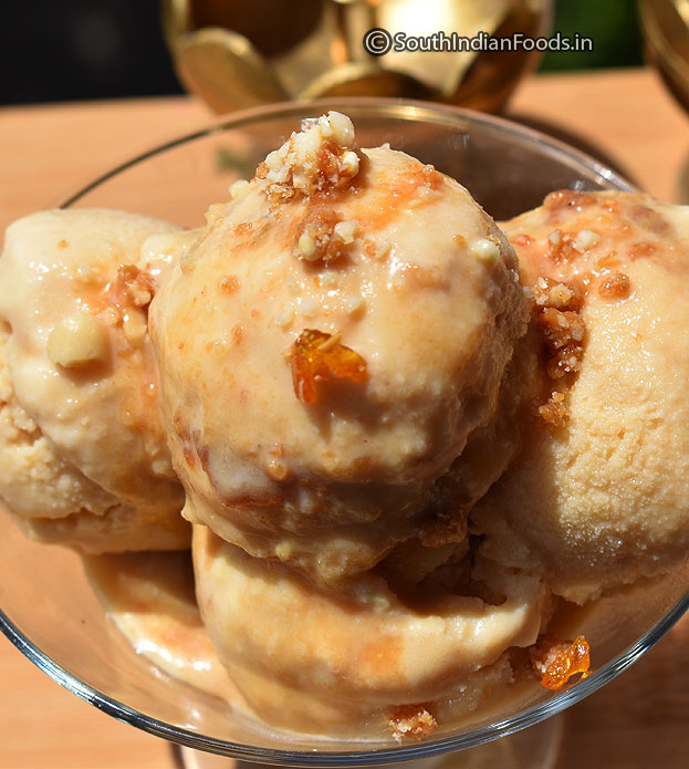 Creamy aromatic dalgona ice cream