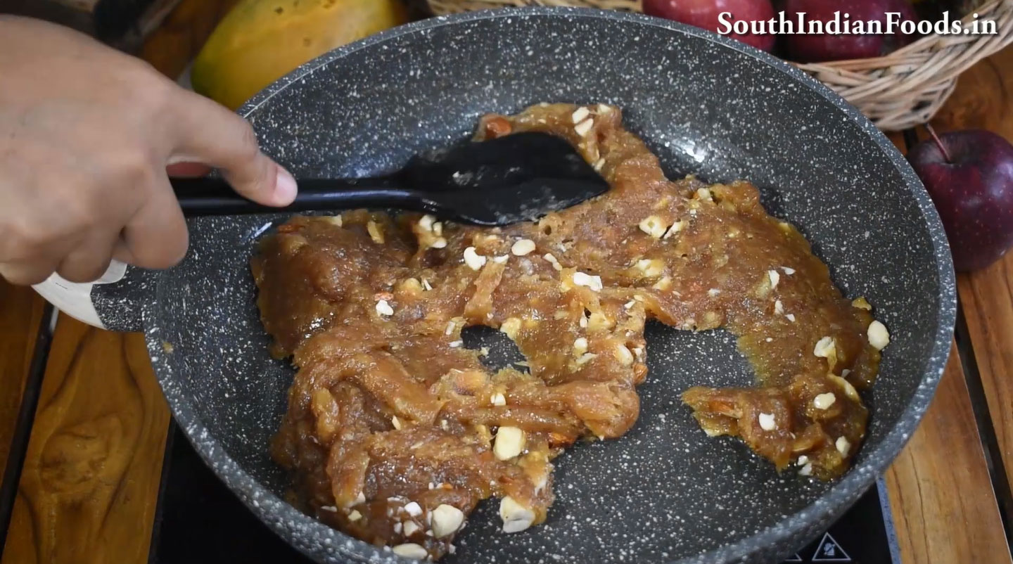 Caramel banana halwa