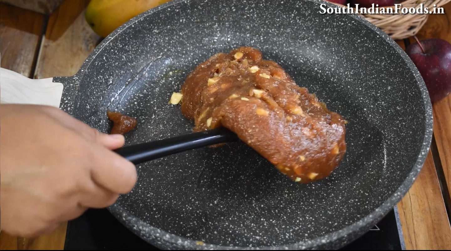 Caramel banana halwa