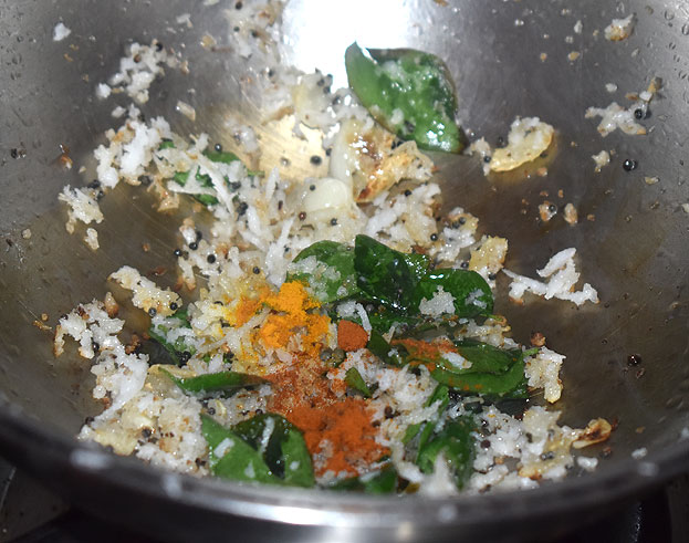 Add turmeric & red chilli powder