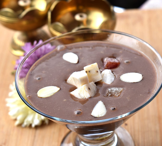 Instant custard with cocoa powder