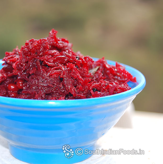 Grated beetroot poriyal