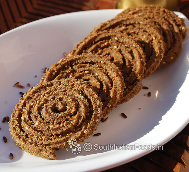 Black rice gram flour chakli