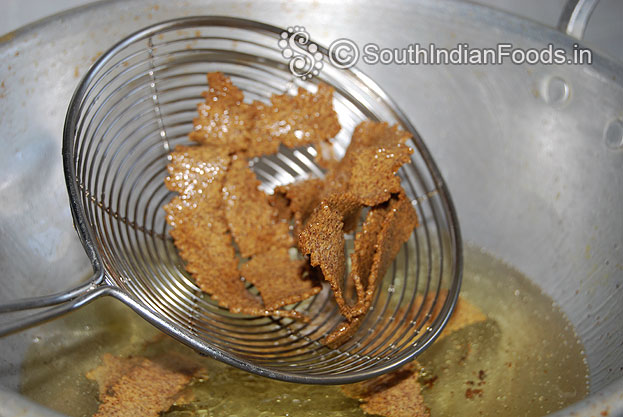 Perfectly fried, take it out, & drain on absorbent paper