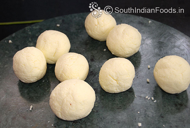 Make smooth balls out of the mixture