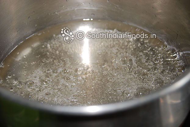 Sugar syrup is ready, cut off heat