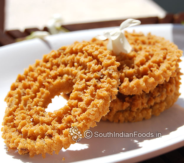 Foxtail millet star chakli