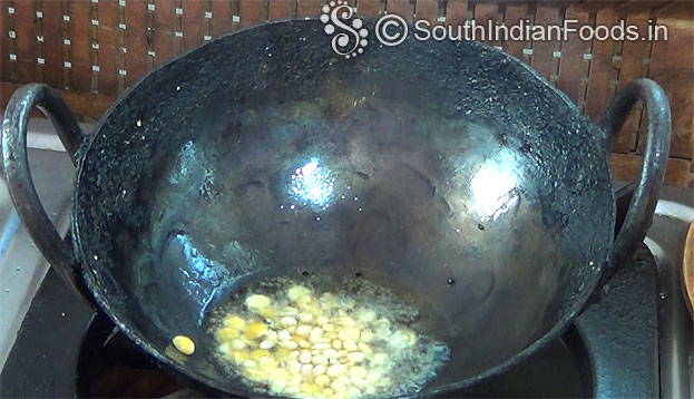For seasoing:- Add 1 tbsp oil, chana dal, urad dal fry till light brown