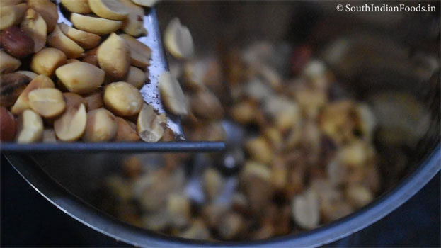 Peanut jaggery burfi step 5