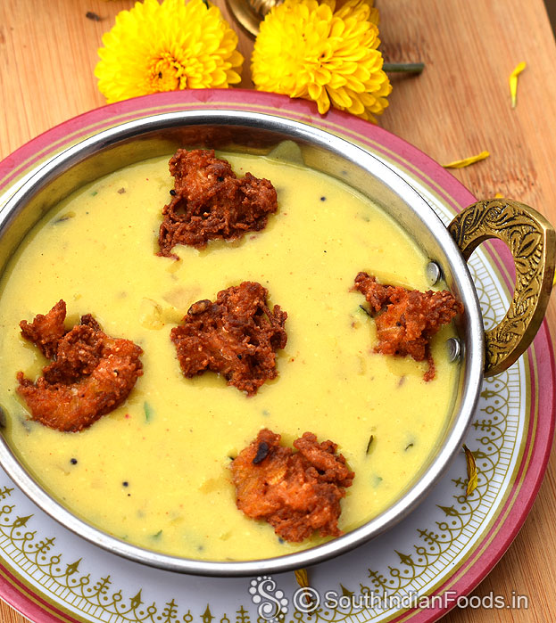Indian yogurt curry with leftover vermicelli pakoras