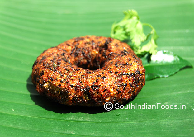 Karuppu Ulundhu Medhu Vadai