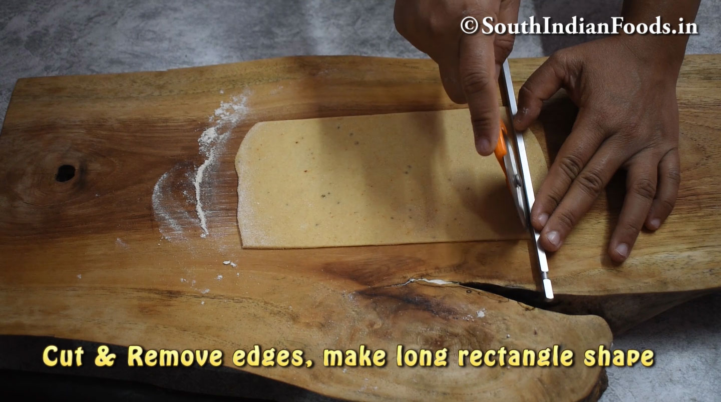Leaf twist namakpara