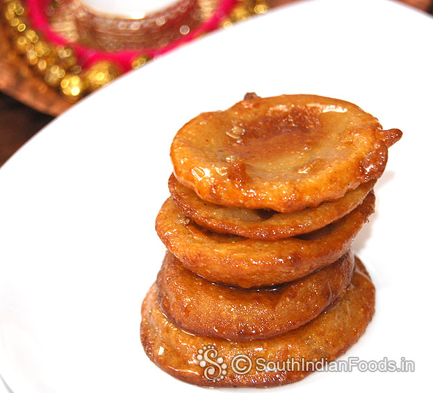 Sugar syrup malpuas ready
