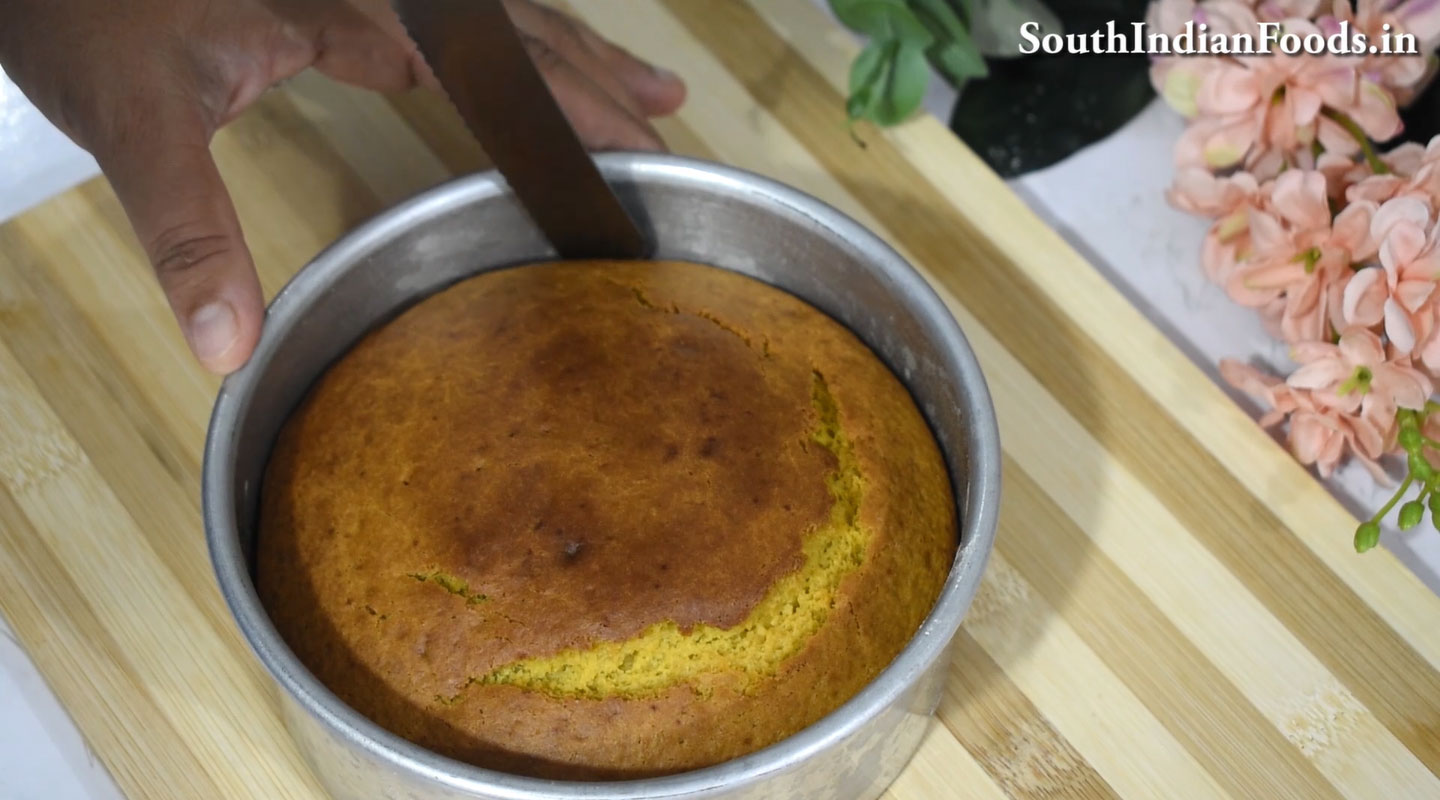Mango sponge cake