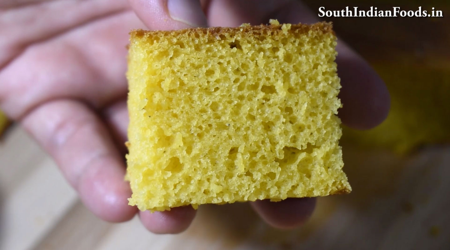 Mango sponge cake