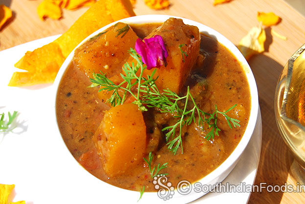 Manjal poosanikai puli kulambu