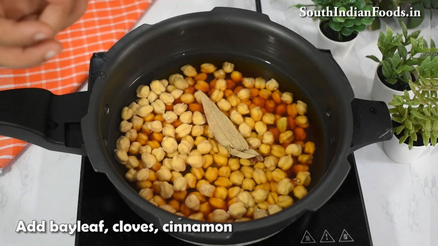 Masala puri chana masala 25