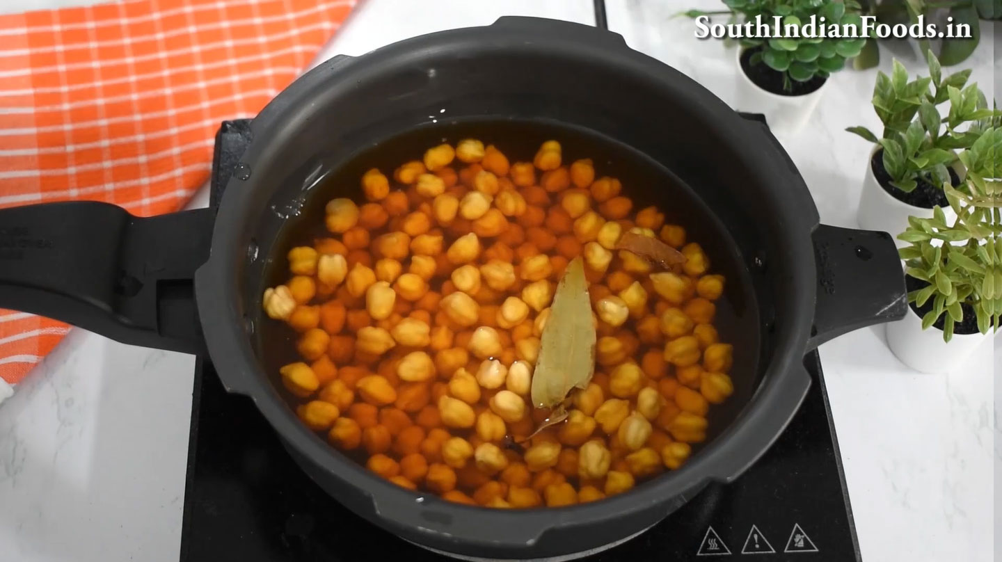 Masala puri chana masala 25