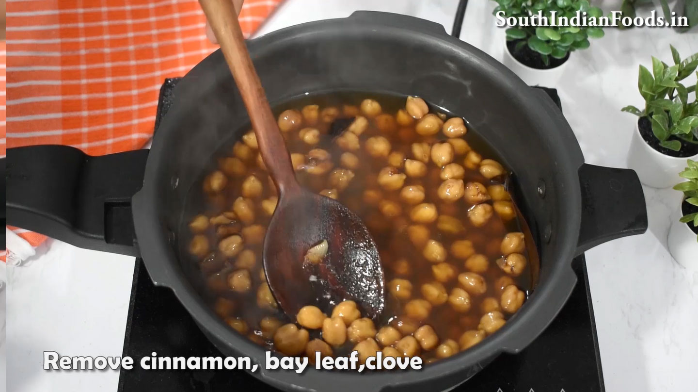 Masala puri chana masala 25