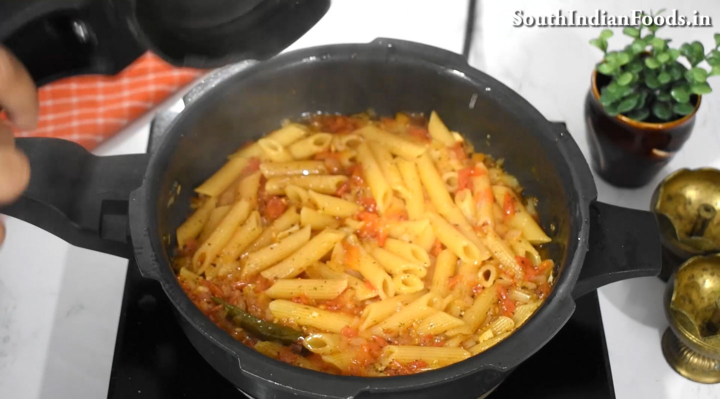 One Pot Tomato Penne Rigate Pasta
