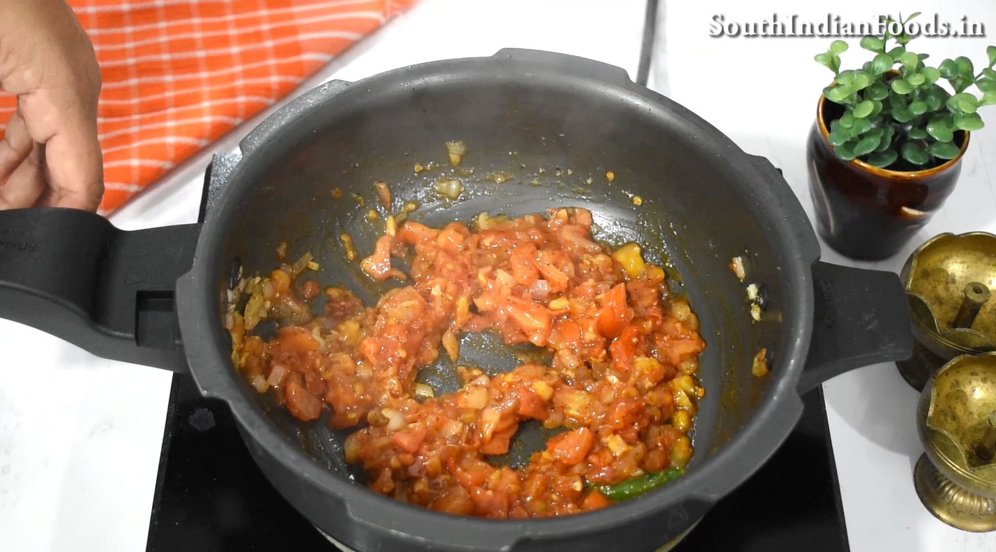 One Pot Tomato Penne Rigate Pasta
