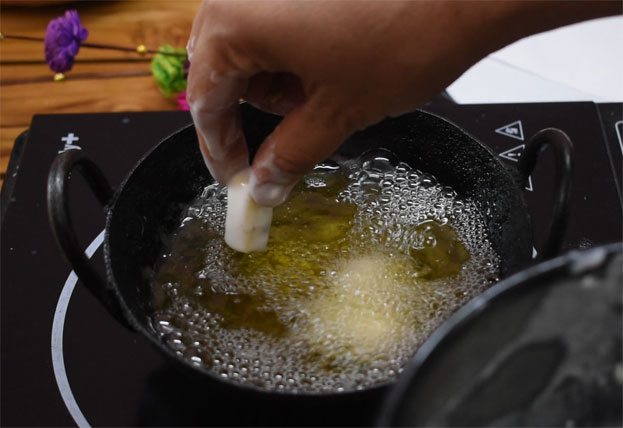 aloo palak step 1