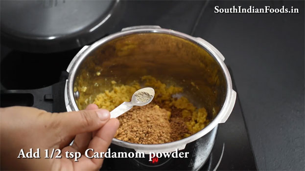 Paruppu poli step 12
