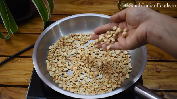 Peanut chikki with jaggery step6