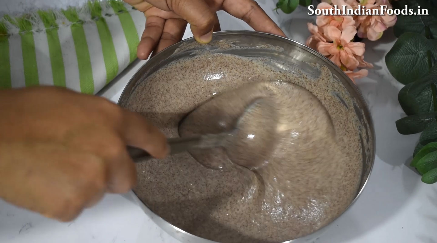 Spongy ragi uthappam 9