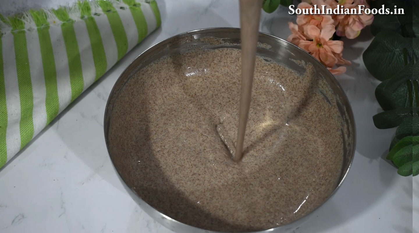 Spongy ragi uthappam 10