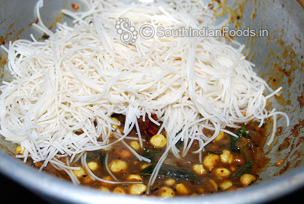 Add boiled vermicelli