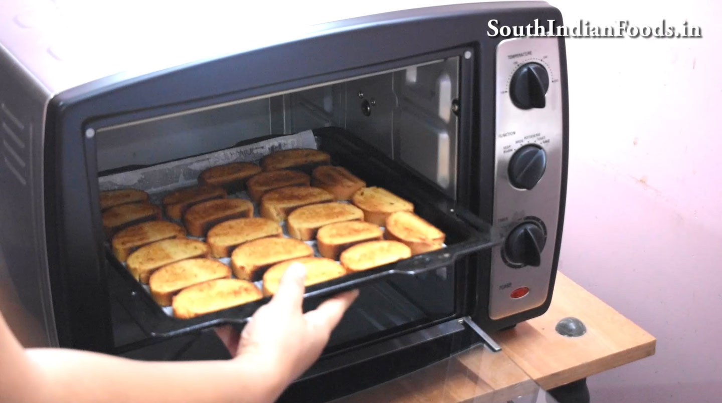 Wheat flour rusk