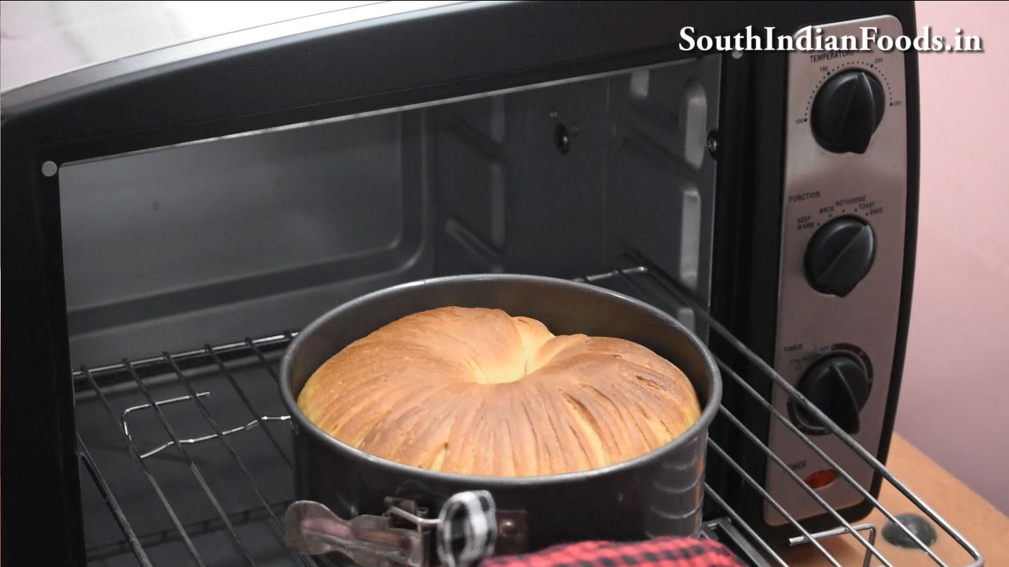 Wheat flour wool roll brea