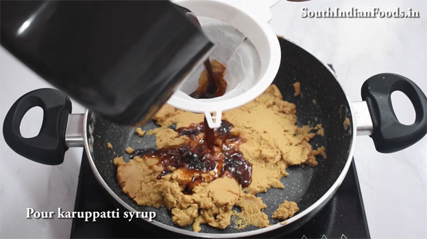 Godhumai karuppatti halwa step 12
