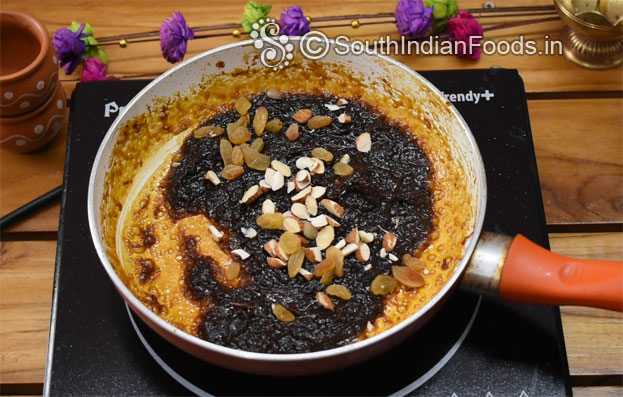 Yellow pumpkin jaggery halwa step 15